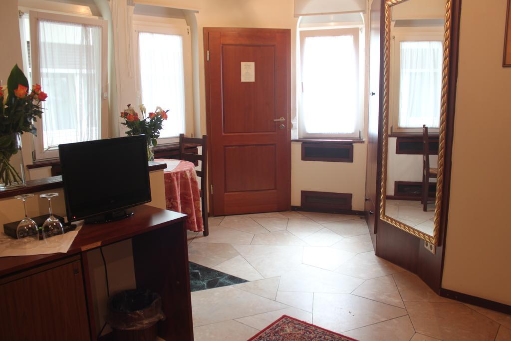 Hotel Restaurant Da Franco Rastatt Room photo