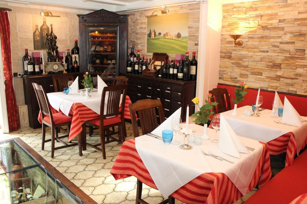 Hotel Restaurant Da Franco Rastatt Exterior photo