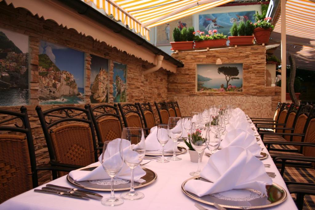 Hotel Restaurant Da Franco Rastatt Exterior photo